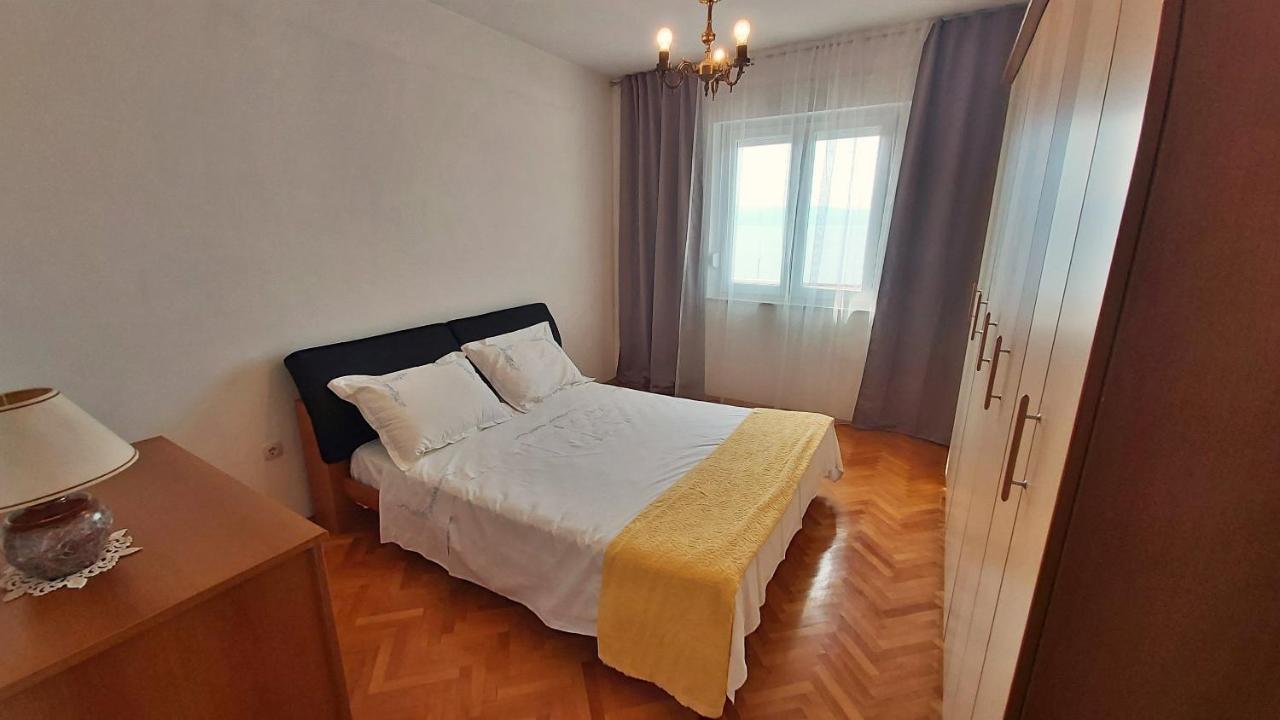 Apartment Cedo Omiš Zewnętrze zdjęcie