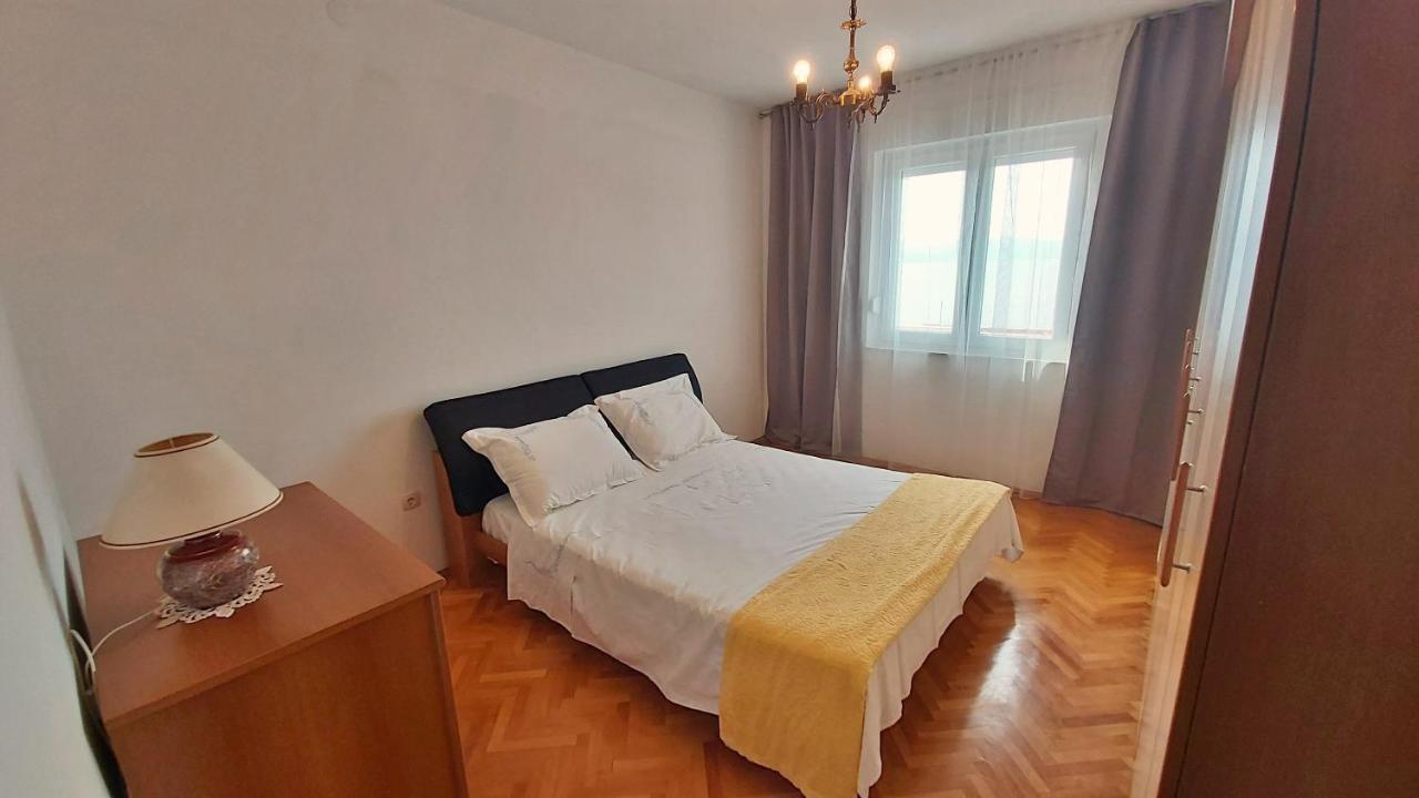 Apartment Cedo Omiš Zewnętrze zdjęcie