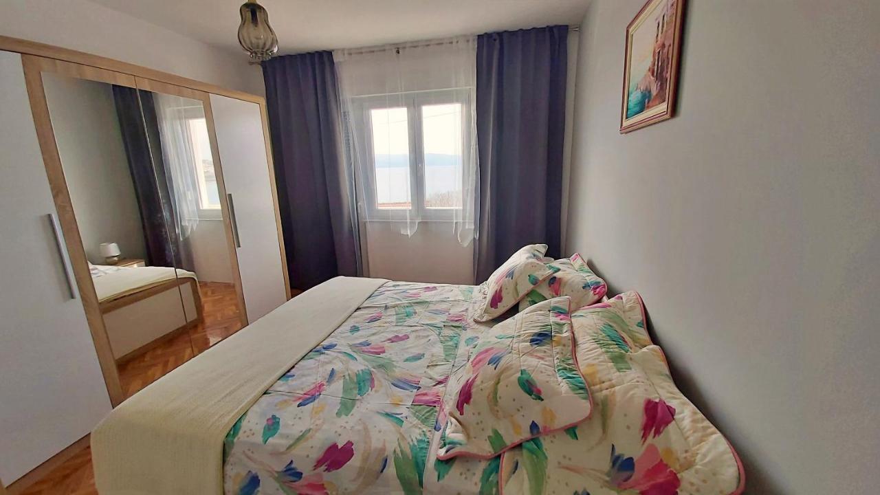 Apartment Cedo Omiš Zewnętrze zdjęcie