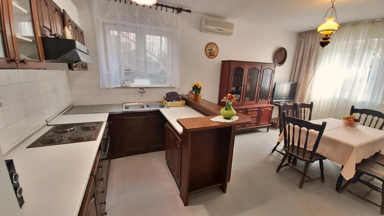 Apartment Cedo Omiš Zewnętrze zdjęcie